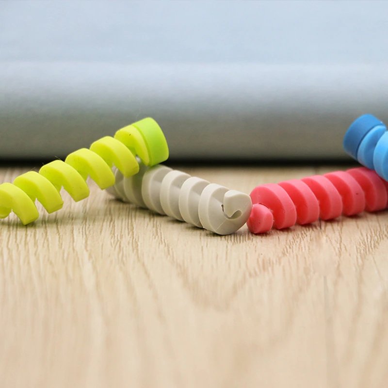 Cable cover (4 pcs) spring protection against plug damage (random colors) Cable cover (4 pcs) spring protection against plug damage (random colors)