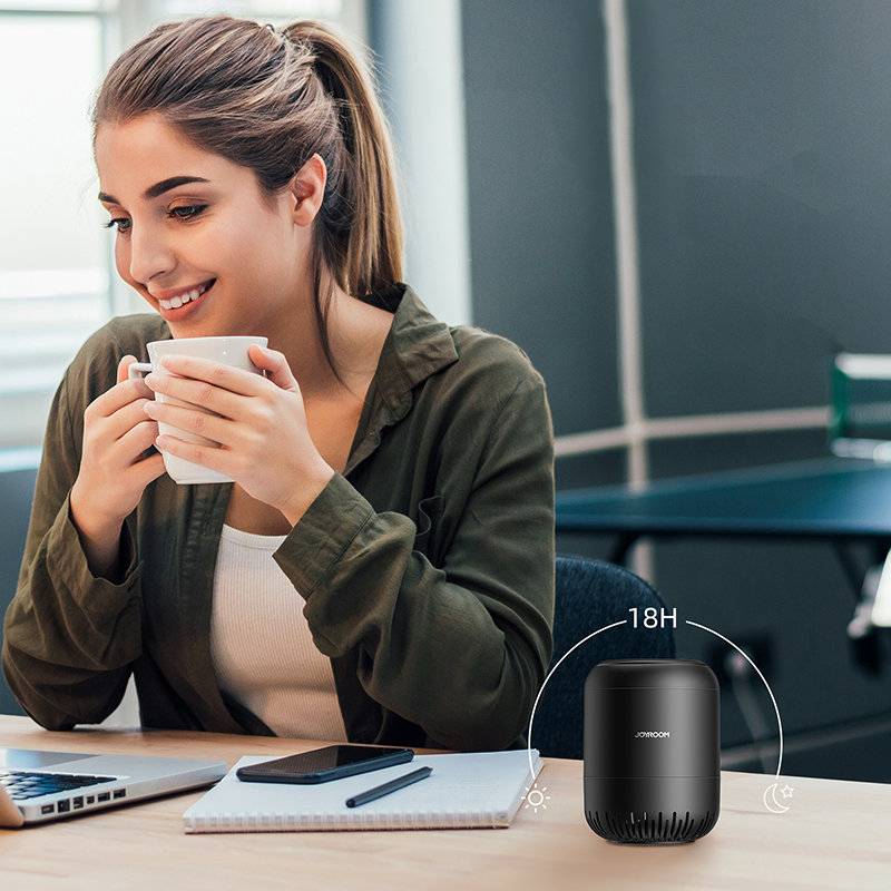 Joyroom portable wireless bluetooth speaker 5W 2200mAh black (JR-ML01) Joyroom portable wireless bluetooth speaker 5W 2200mAh black (JR-ML01)