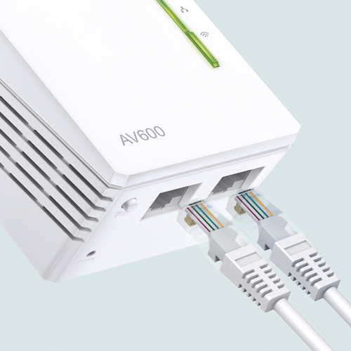TP-Link AV600 Wi-Fi Powerline Extender TP-Link AV600 Wi-Fi Powerline Extender